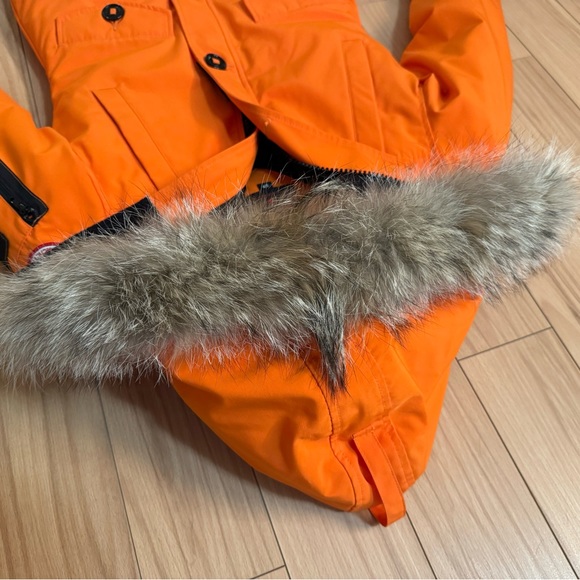 Canada Goose Montebello parka.Small . - Picture 3 of 8